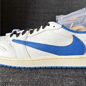 Jordan 1 Retro Low OG SP Fragment x Travis Scott (Sail/blue)